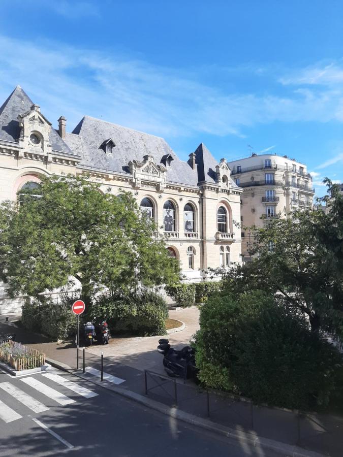 La Studette Du Theatre Lägenhet Boulogne-Billancourt Exteriör bild